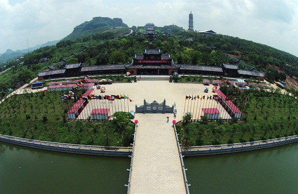 Du lịch Bái Đính Tràng An